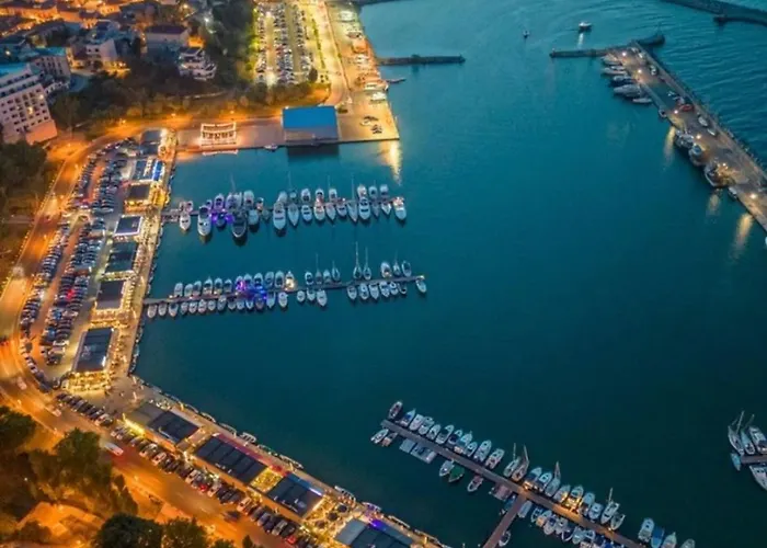 アパート Seabreeze Ultracentral - Neversea